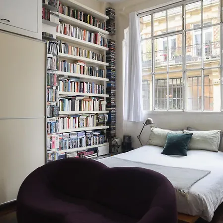 Spacious 141 M Family Nest In 10th District